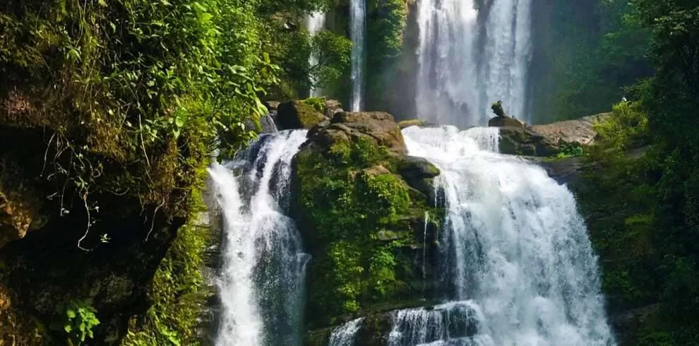 NAUYACA WATERFAL