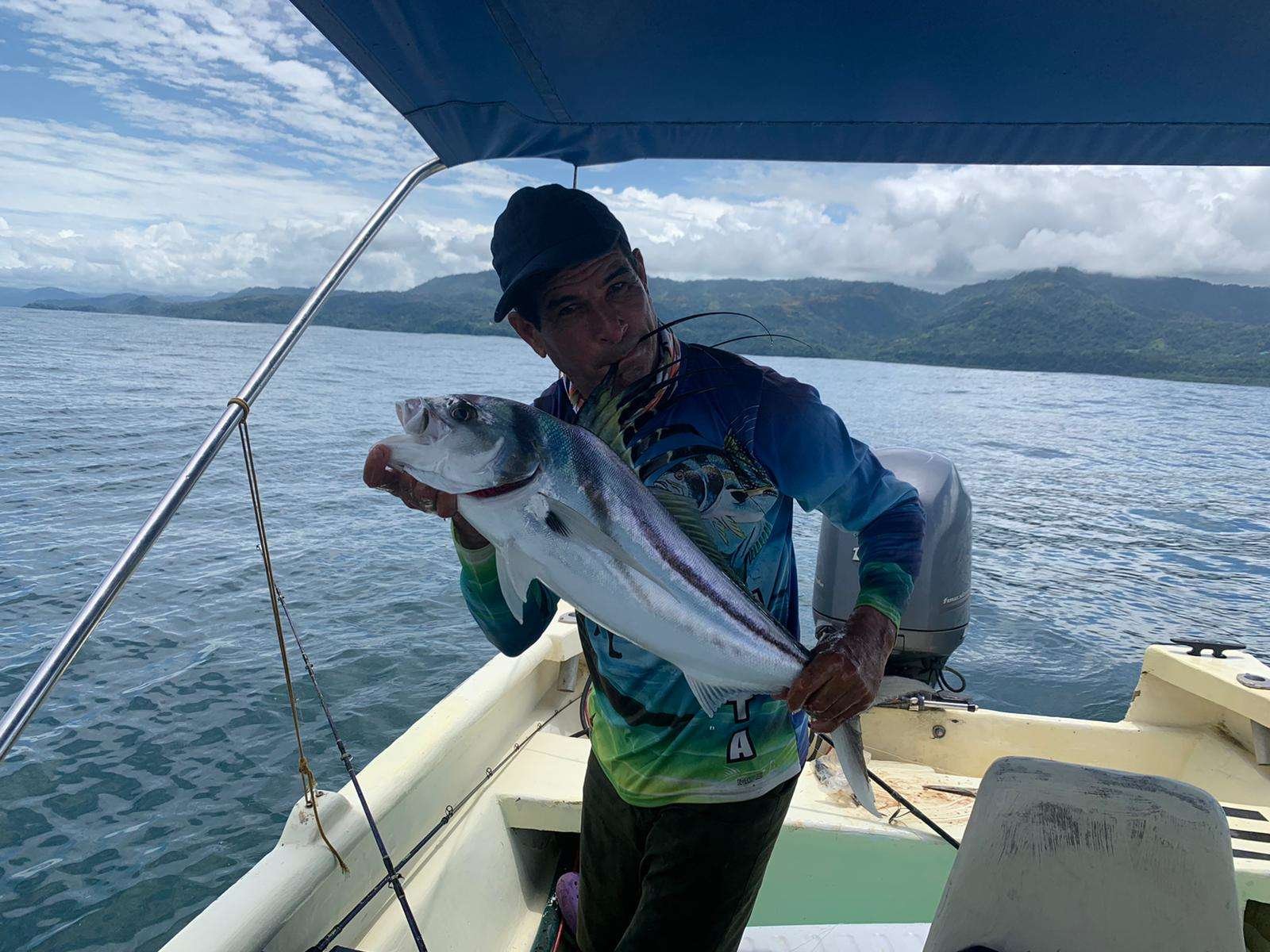 Enjoy Osa Fishing Tour