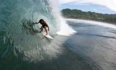 SURF LESSONS